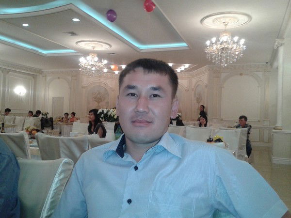 Алибек Князов