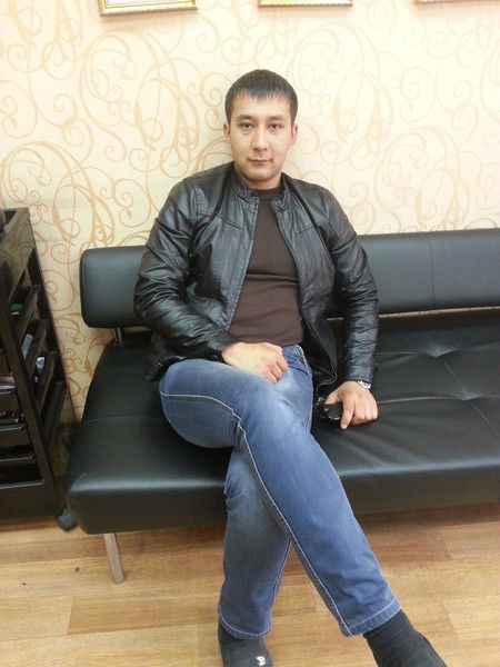 Адиль Хамраев