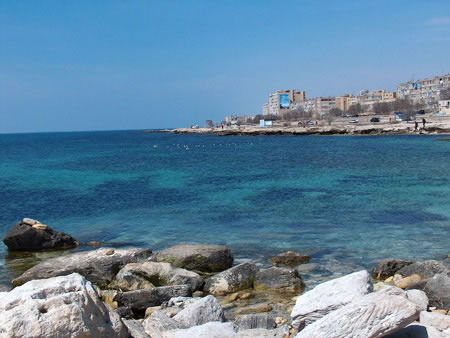 Айнур Есентурлиева