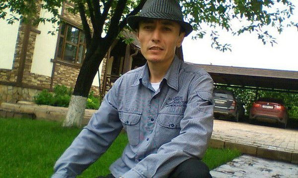 Фаррух Насыров