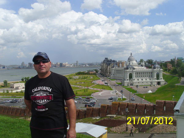 Хвича Сванидзе