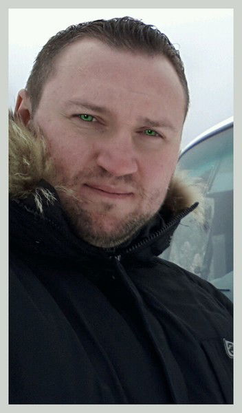 Антон Сердюков