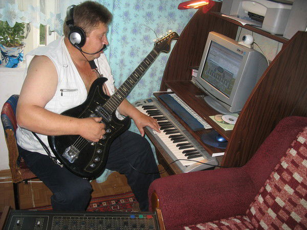 Александр Мельников