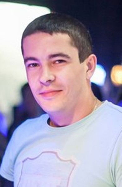 Андрей Наумов