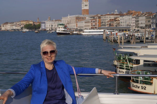 Елена Самсонович