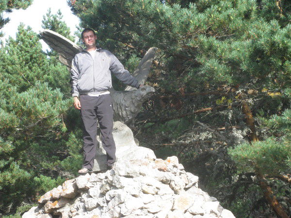 Владимир Романов