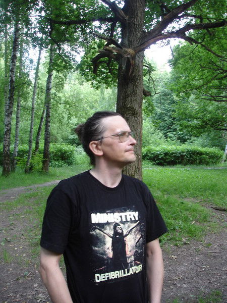 Макс Бондаренко