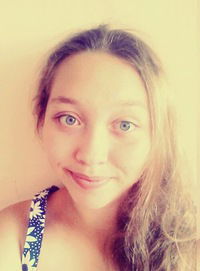 Лиза Глухова