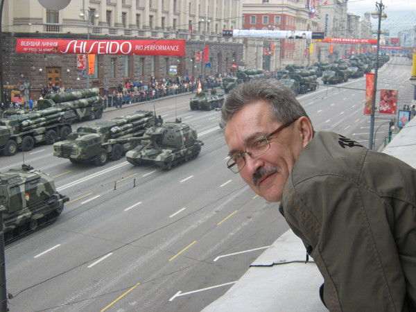 Игорь Петров