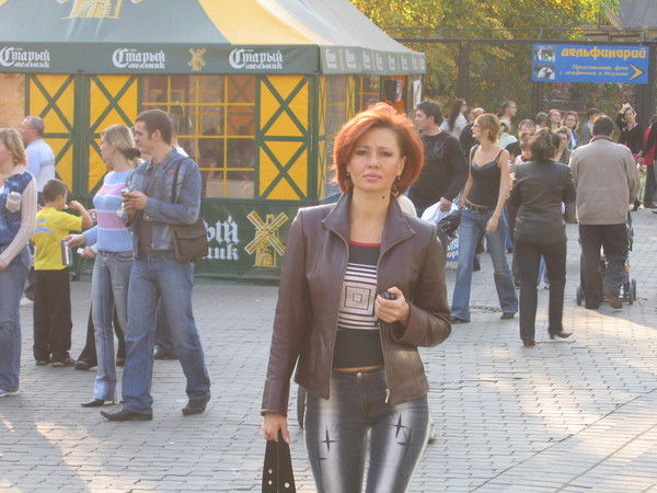 Елена Елена