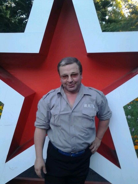 Роман Плотников