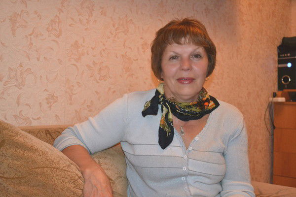 Валя Мирошниченко