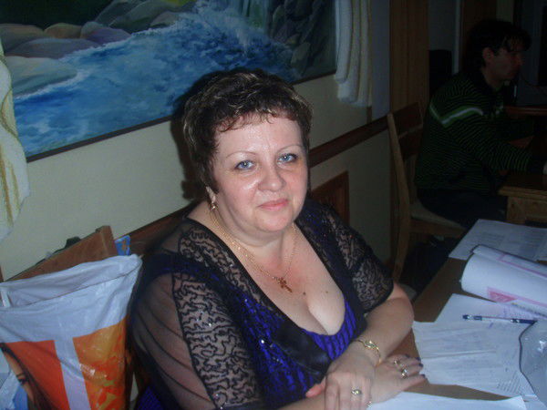 Елена Бортник