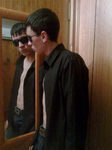 Саня Калашников