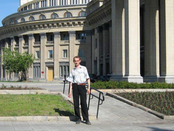 Олег Головин