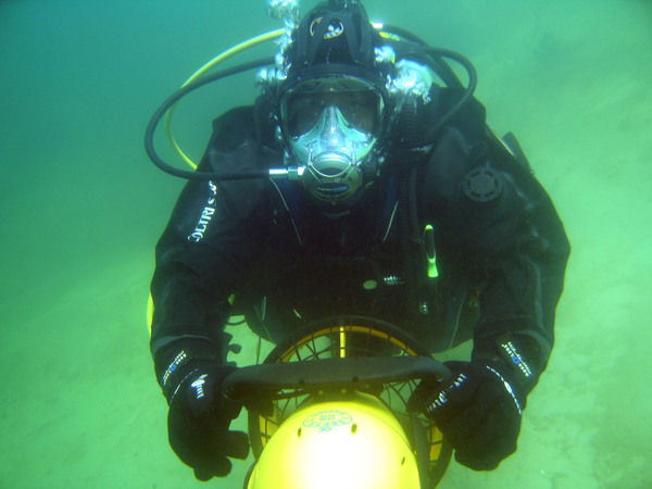 Игорь Басов