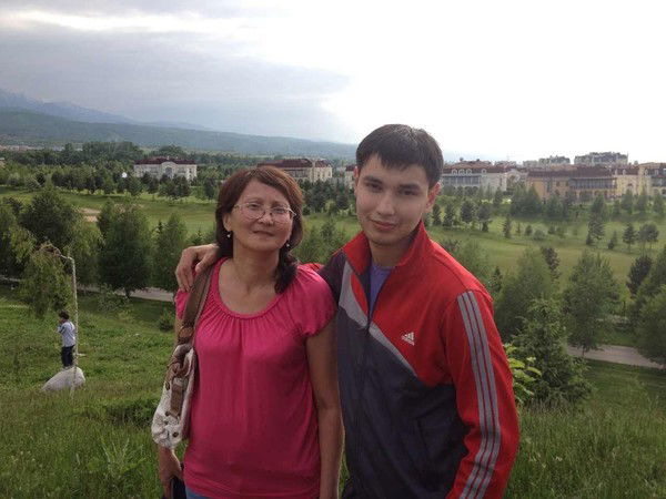 **darkhan** **valiev**