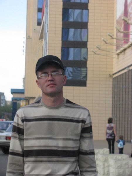 Михаил Веселов