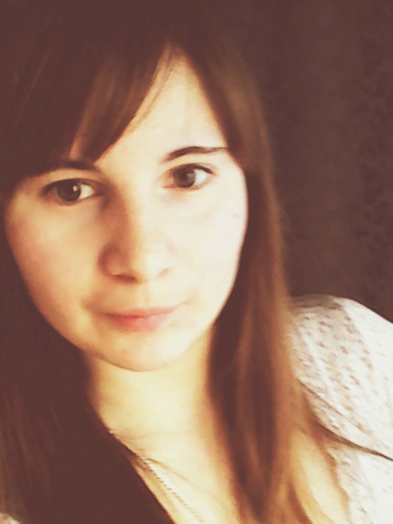 Еленa Смолянинова