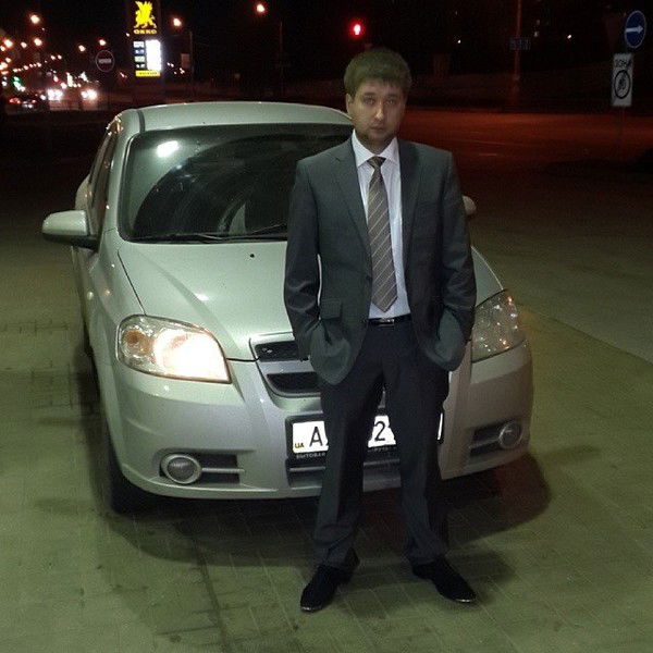 Антон Нестеренко