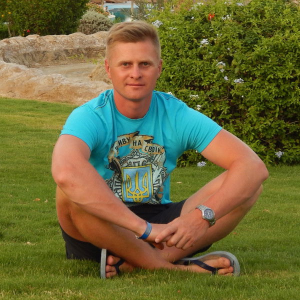 Сергей Фролов