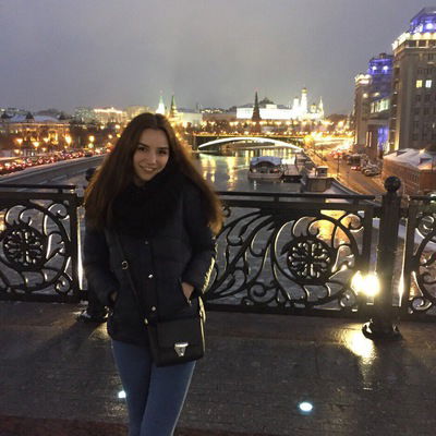 Аня Светлова