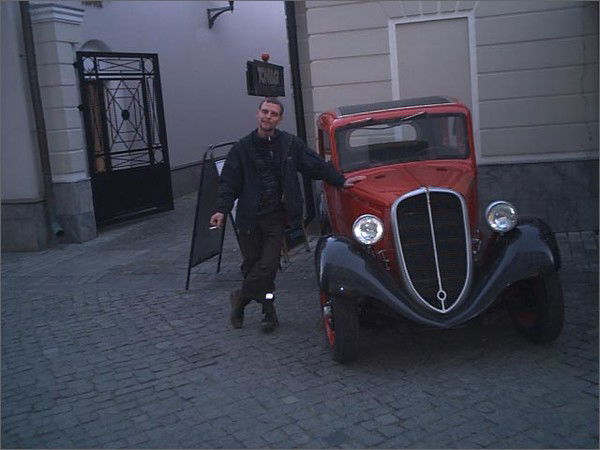 Антон Сатановский