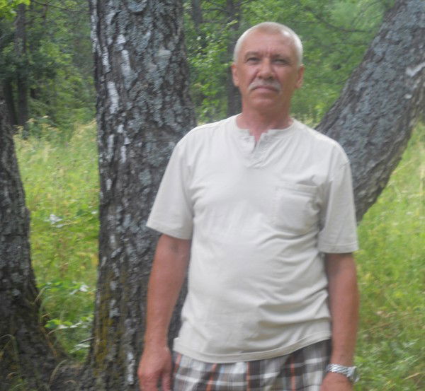 Виктор Каменев