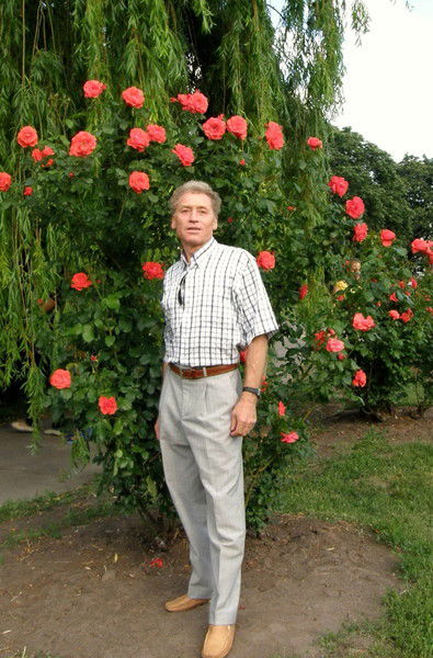 Сергей Атмож