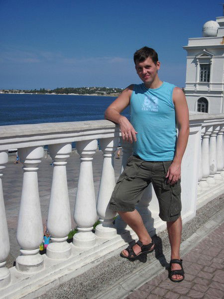 Александр Сафонов