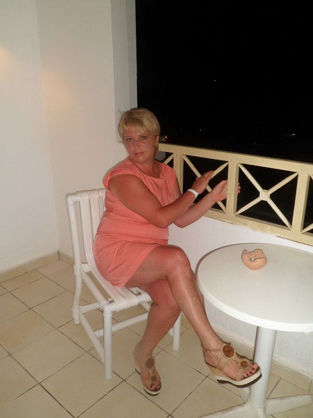 Елена Артамонова