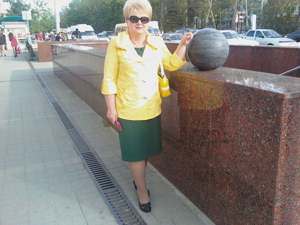 Любовь Асатурова