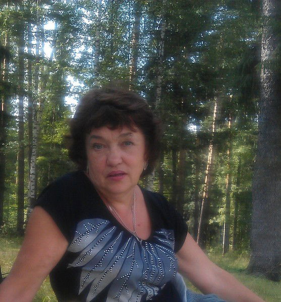 Алеша Изюмова