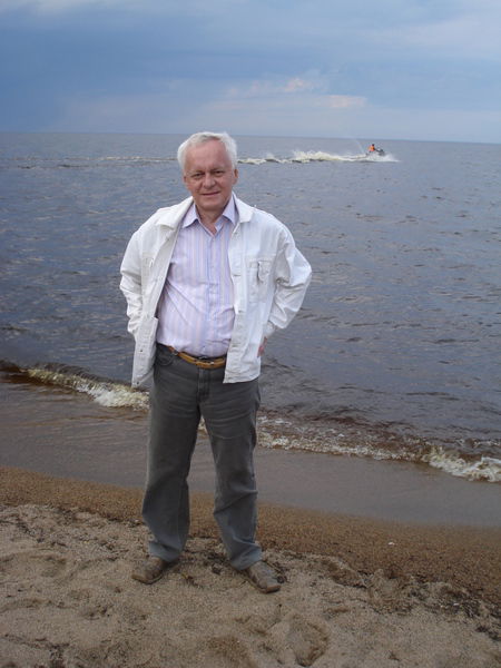 Леонид Воронин