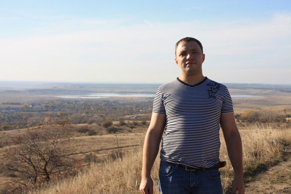 Андрей Попов