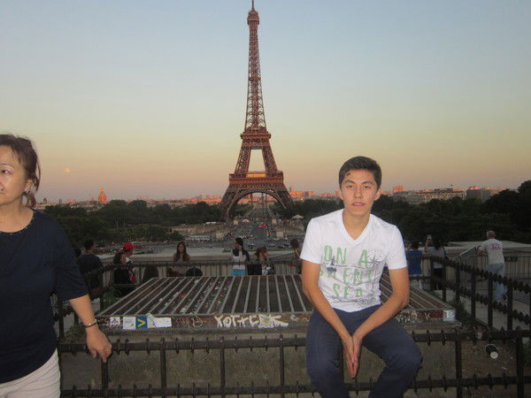 Асхат Нуржанович