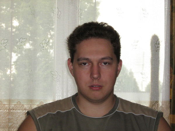 Денис Лапшин