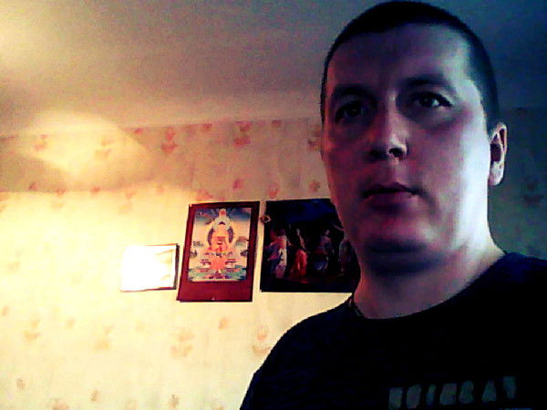 Олег Викторов