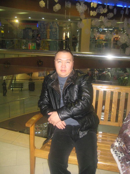 Ринат Маханбетов