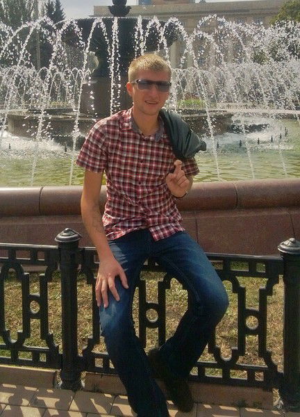 Максим Глотов