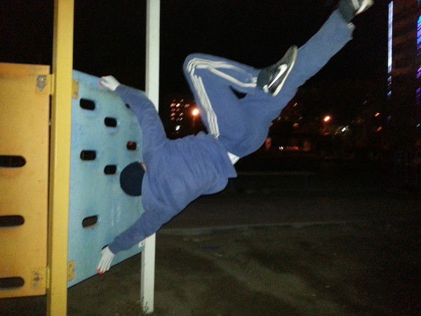 Леонид Переверзник