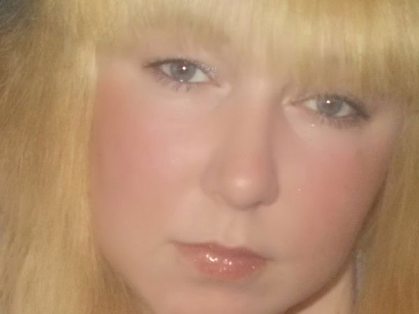 Оля Пономарева