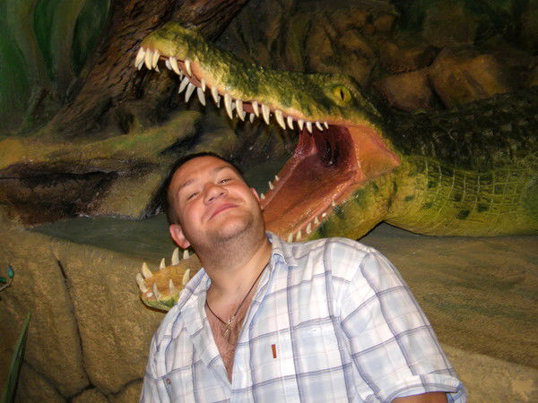 Анатолий Попов