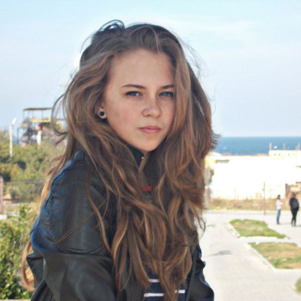 Настя Журавель