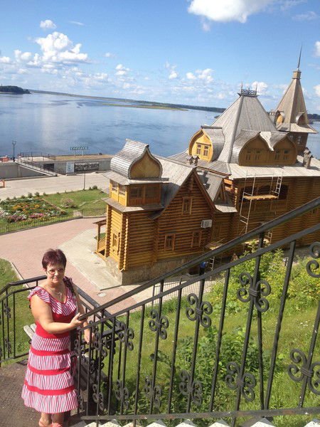 Лариса Очнева