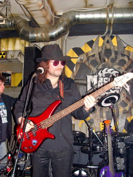 Дмитрий Петров