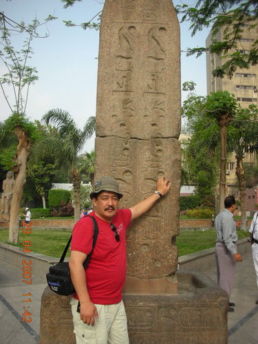 Азиз Пахирдинов