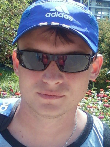 Максим Ненашев