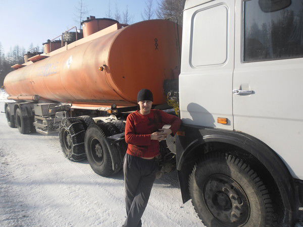 Виктор Худяков