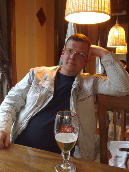 Александр Сахаров